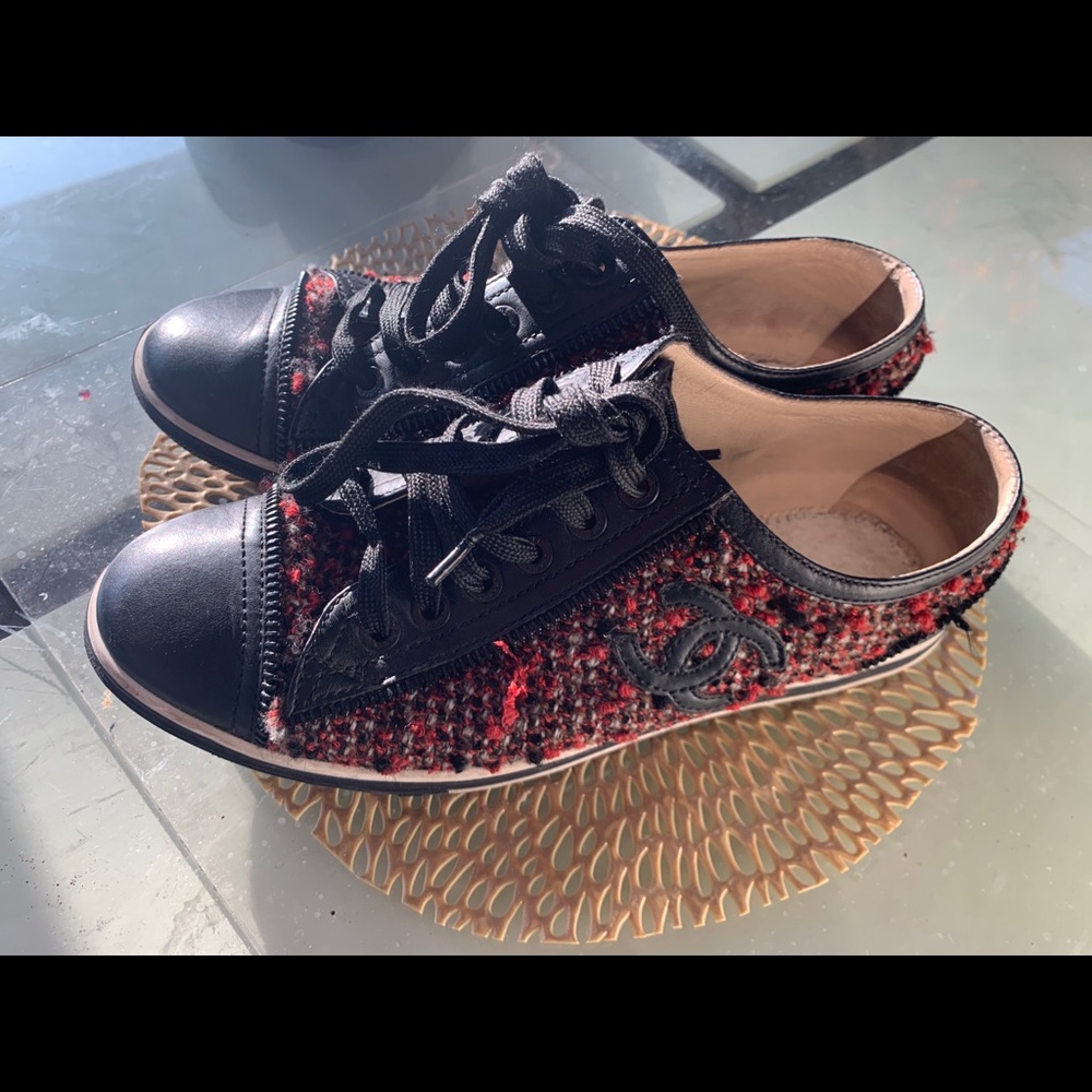 Chanel Tweed Sneakers Sz 35 Authentic